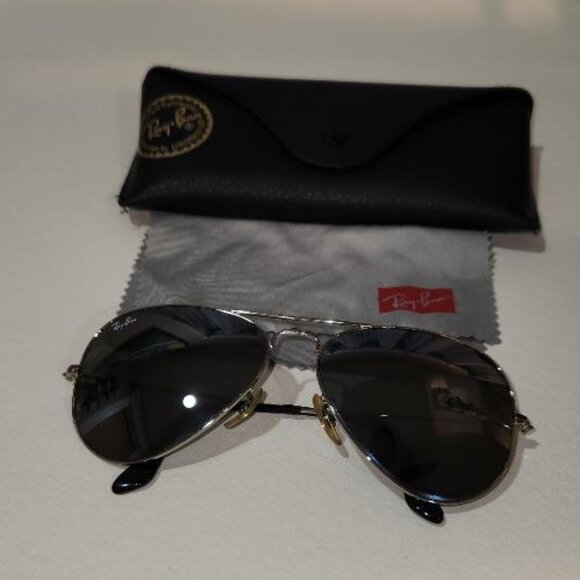 Ray-Ban Aviator Large Metal Sunglasses Men or Women Used - Picture 2 of 4